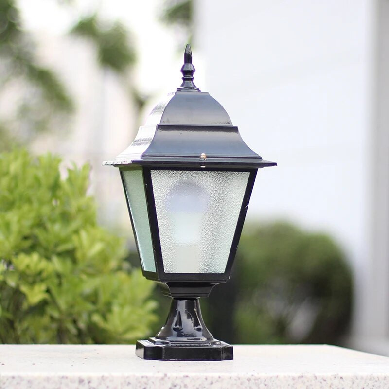 Traditsioonilises stiilis retro sammasvalgustid välistingimustes veekindel valgusti välisvalgusti kogukond rõdu villa elamu murulambid