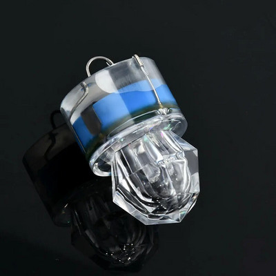 5 bucăți/set momeală de pescuit cu LED lumină mini momeală subacvatică lampă pentru momeală de pescuit în formă de diamant momeală adâncă pentru atragerea peștilor