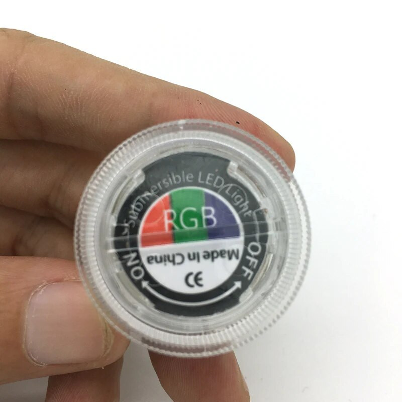 3 LED-i veealust valgustit RGB sukelvalgusti IP68 veekindel kaugbassein öölampi kaunistusega pulmapidu