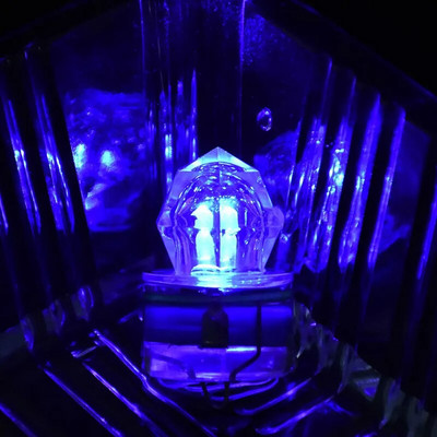 1 buc Mini momeală de pescuit cu LED, picătură adâncă, subacvatică, impermeabilă, lampă cu momeală cu diamant, lumini colorate pentru atragerea peștilor