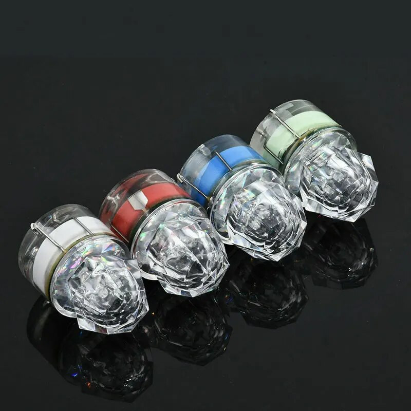 1Pc Mini Fishing Lure Light LED Deep Drop Υποβρύχια αδιάβροχη λάμπα δολώματος διαμαντιού Πολύχρωμα φώτα για την προσέλκυση ψαριών