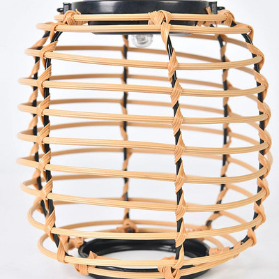 Päikeseenergia aiavalgus maalähedane käsitsi kootud PE-rotangist lamp Päikeseenergial töötav ripplatern sisehoovi maastikuaia kaunistamiseks