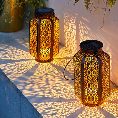 Led Solar Light Retro Lámpás függőlámpa Iron Art Vintage Lantern Pathway lámpa fogantyúval a kerti fa terasz kerítéshez