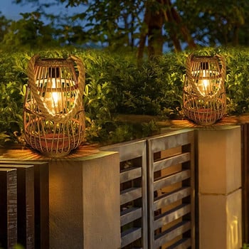 Външен соларен фенер Висящи светлини Соларен фенер от естествен ратан Водоустойчиви LED декоративни градински светлини за декор на двора
