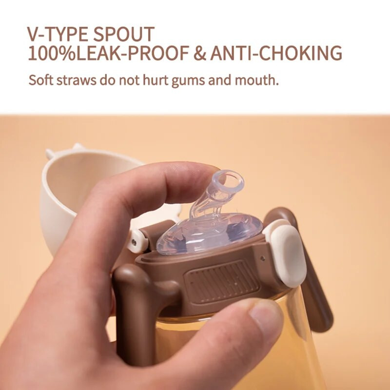 1 gab. Bērnu ūdens pudele Pārnēsājami bērnu krūzes Gravitācijas bumba ar rokturi 240ml Noplūdes necaurlaidīgs elastīgs vāks bērnu treniņu ūdens kauss