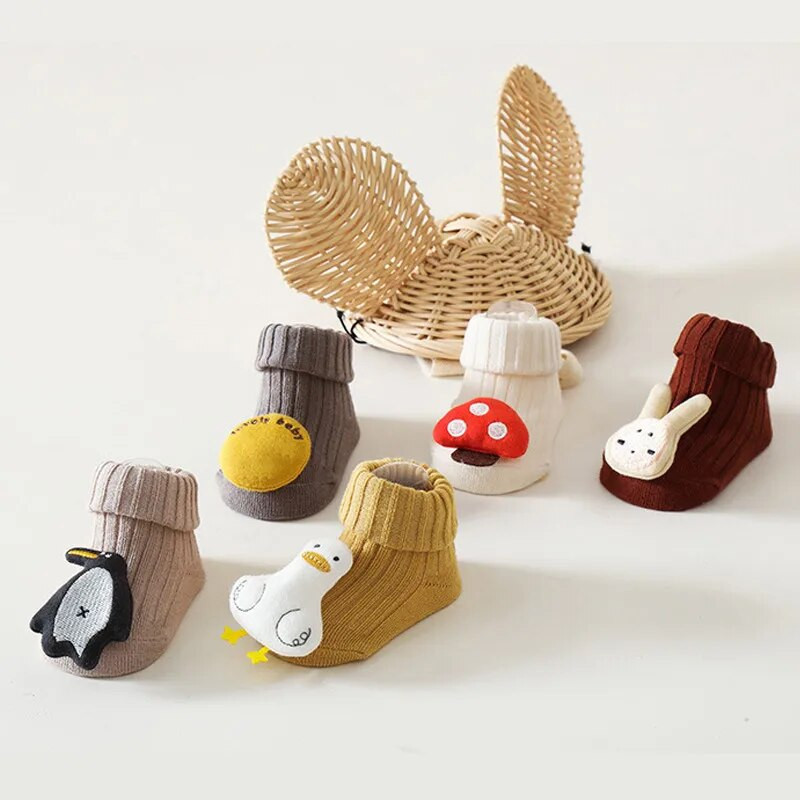 Beebi sokid Armas nukk Multifilm Laste sokid Libisemisvastased Tüdrukud Poiss Väikelapse põranda Sokid Kevad-sügis armsad vastsündinu sokitarvikud