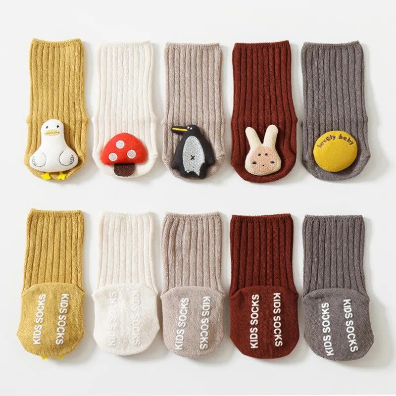 Beebi sokid Armas nukk Multifilm Laste sokid Libisemisvastased Tüdrukud Poiss Väikelapse põranda Sokid Kevad-sügis armsad vastsündinu sokitarvikud