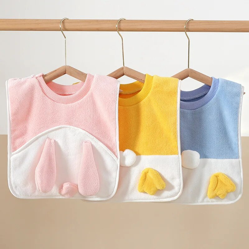 Κοραλί Velvet Baby Bibs Cartoon Αδιάβροχη πετσέτα βρεφικής σαλιάρας Πανάκια μπαντάνα Κασκόλ για παιδιά Αγόρι που ταΐζει πετσέτα σάλιου