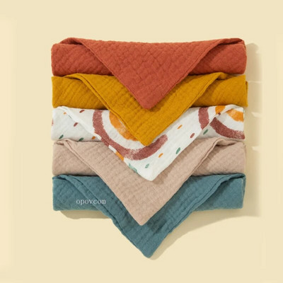 5 tk/komplekt Pehmest puuvillast beebipudipõlled Ühevärvilised beebitoitmispudipõlled Lillelised nööpnööbiga kolmnurkrätik vastsündinu tarvikud