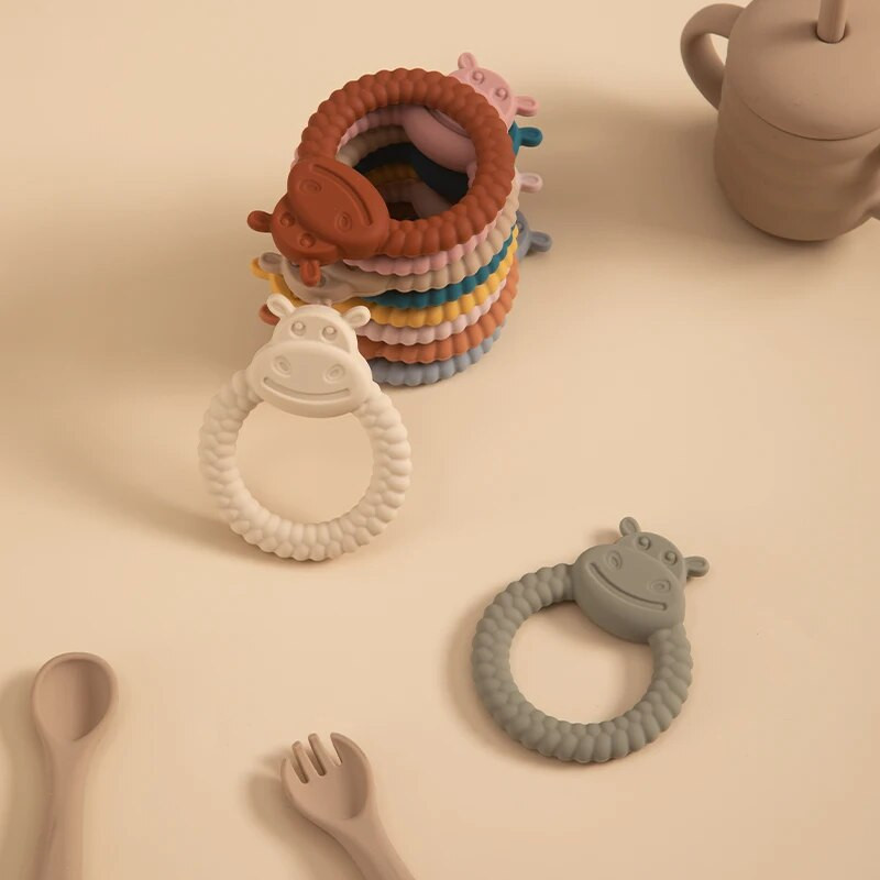 Παιχνίδια χειρός για βρεφικά δόντια σιλικόνης κατηγορίας τροφίμων BPA Free Cartoon Hippo Health Care Molar Toy Νοσηλευτικά δώρα οδοντοφυΐας για νεογέννητα