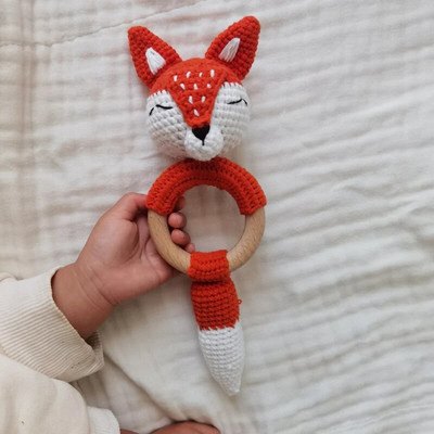 Amigurumi Cartoon Animal Baby Rattle Χαριτωμένο Ξύλινο Δαχτυλίδι Χειροποίητα Παιχνίδια Κουδουνίστρα για Νεογέννητα Χειροποίητα Κλιπ πιπίλας Παιδικά Εκπαιδευτικά Παιχνίδια