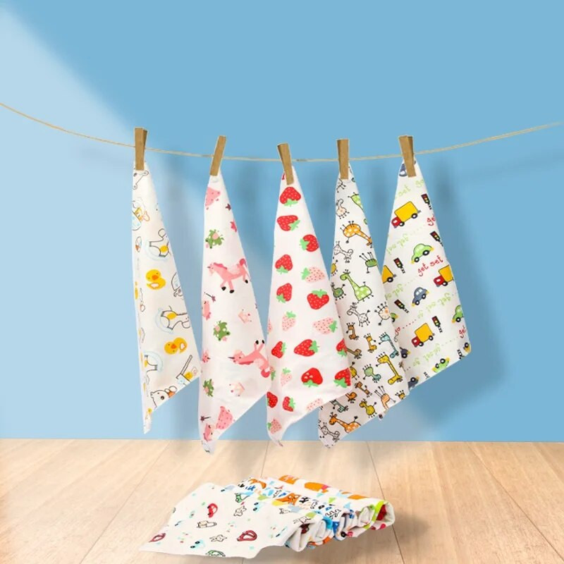 1 tk vastsündinu pudipõll, kolmnurkne topeltpuuvillane pudipõll