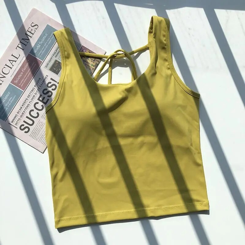 Moteriškas apatinis trikotažas Graži nugara, labai elastinga nuogas jogos drabužis su krūtinės įklotu, gaivinanti kvėpuojanti sportinė kūno rengybos liemenė be rankovių