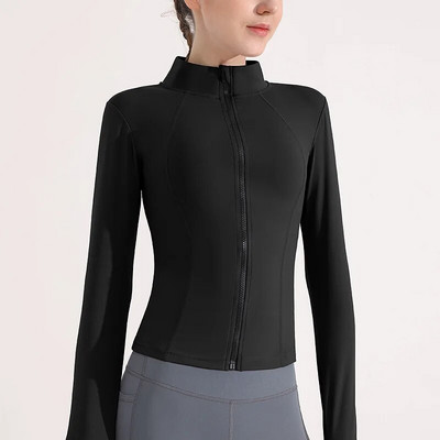 Visapusiška treniruočių striukė