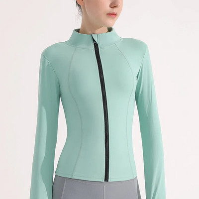 Visapusiška treniruočių striukė