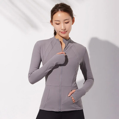 Rudens plonos apykaklės sportinis paltas Moteriškas užtrauktukas Nailono „Jogger“ fitneso striukė su nykščio skylutėmis Greitai džiūstantys sportiniai jogos viršutiniai drabužiai