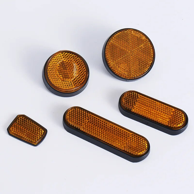 2 KOM Svjetlo upozorenja za bicikl Reflektor za žbice bicikla Sigurnosno upozoravajuće svjetlo za naplatak kotača Reflektirajući nosač Dodaci za bicikl