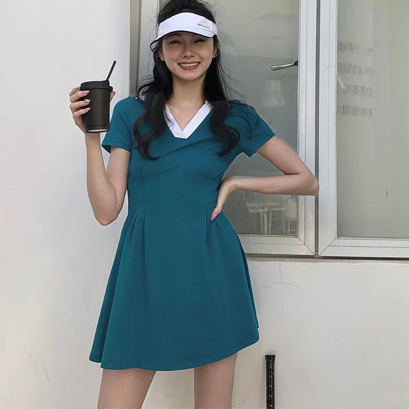 Naiste Vintage tennise minikleit Lühikeste varrukatega sulgpalli golfi kleit Suvine naiste V-kaelusega jooga T-särgid Seelik sisemiste lühikeste pükstega