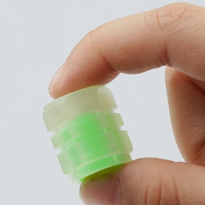 1-4PC automobilių padangų vožtuvų dangteliai Šviečiantys vožtuvo koto dangteliai universalūs fluorescenciniai padangų purkštukai, skirti automobilių sunkvežimių motociklų dviračių vožtuvų dangteliai