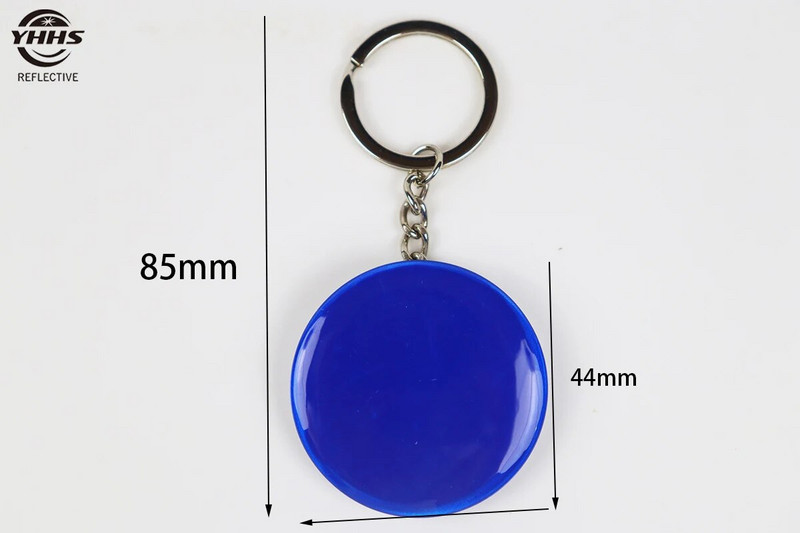 Uus hästi nähtav PVC-võtmehoidja plastikust helkurplekist märk öise jalgrattasõidu helkuriga ripatsiga 1 ülikond 44 mm ja 58 mm