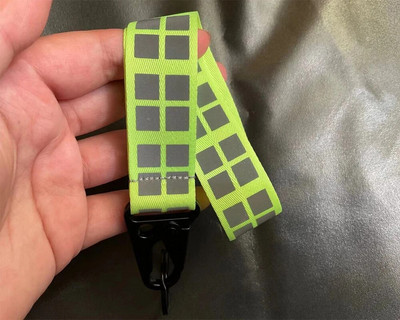 Ανακλαστικά μπρελόκ υψηλής ορατότητας Σκούρο γκρι Υλικό ιμάντων για αξεσουάρ μενταγιόν τσάντας 2,5 cm Night Walking Sport Running