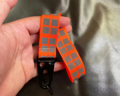 Ανακλαστικά μπρελόκ υψηλής ορατότητας Σκούρο γκρι Υλικό ιμάντων για αξεσουάρ μενταγιόν τσάντας 2,5 cm Night Walking Sport Running