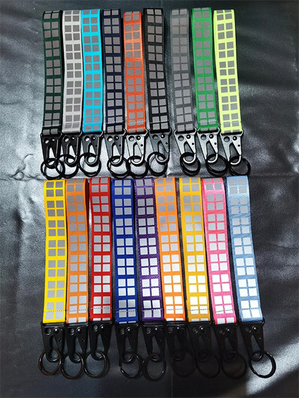 Ανακλαστικά μπρελόκ υψηλής ορατότητας Σκούρο γκρι Υλικό ιμάντων για αξεσουάρ μενταγιόν τσάντας 2,5 cm Night Walking Sport Running