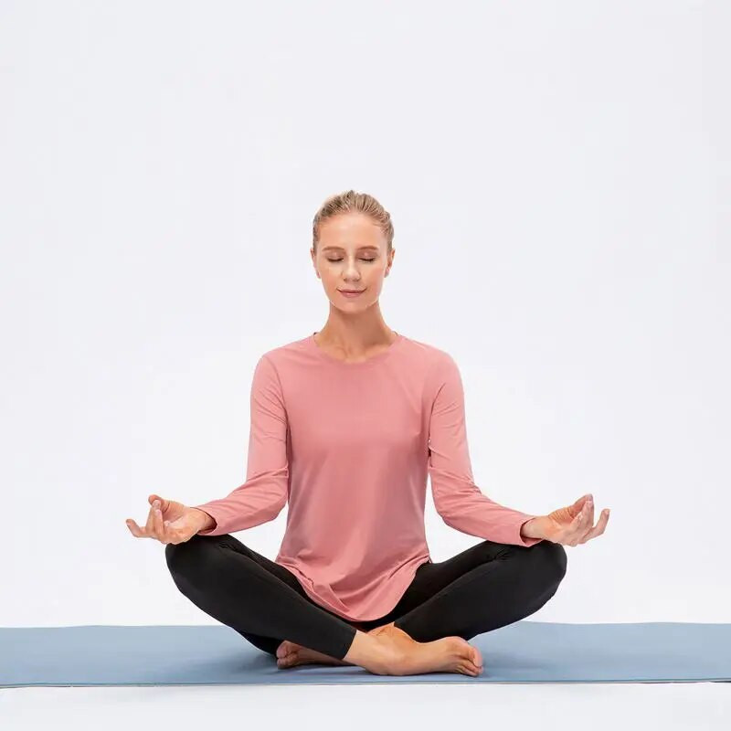 Pavasara rudens sieviešu jogas topi Dakša ar garām piedurknēm sauļošanās sporta apģērbi pret UV skriešanu fitnesa T-krekls