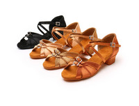 Bērnu deju apavi Tango Moderni deju priekšnesumu apavi meitenēm Sieviešu balles tango Džeza sandales zempapēžu kurpes Factory Direct C323