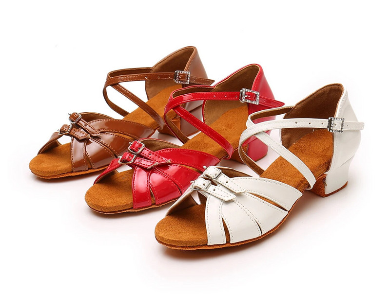 Bērnu deju apavi Tango Moderni deju priekšnesumu apavi meitenēm Sieviešu balles tango Džeza sandales zempapēžu kurpes Factory Direct C323