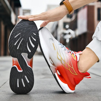 Светлоотразителни унисекс обувки за бягане Ултралеки модерни мъжки маратонки Дишащи дамски обувки за джогинг на открито Спортни обувки против плъзгане