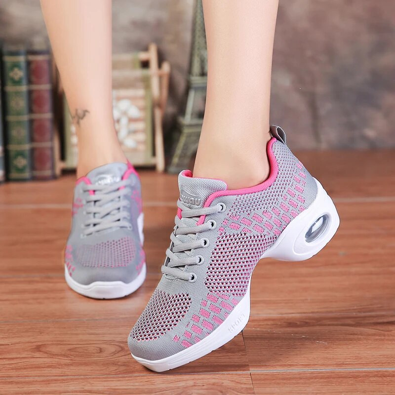 Tossud Tantsukingad naistele Lendavad kootud võrgust Mugavad Moodsad Jazz-tantsukingad Tüdrukutele Naiste Õuespordijalatsid