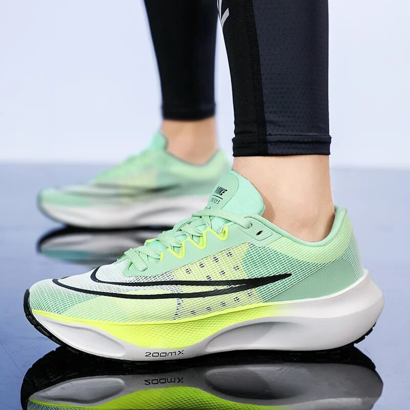 Zīmolu skriešanas apavi Vīriešu spilventiņi skriešanas sporta apavi āra sietiņa elpojošas kedas Vīriešu sporta treniņu apavi Vīriešu apavi