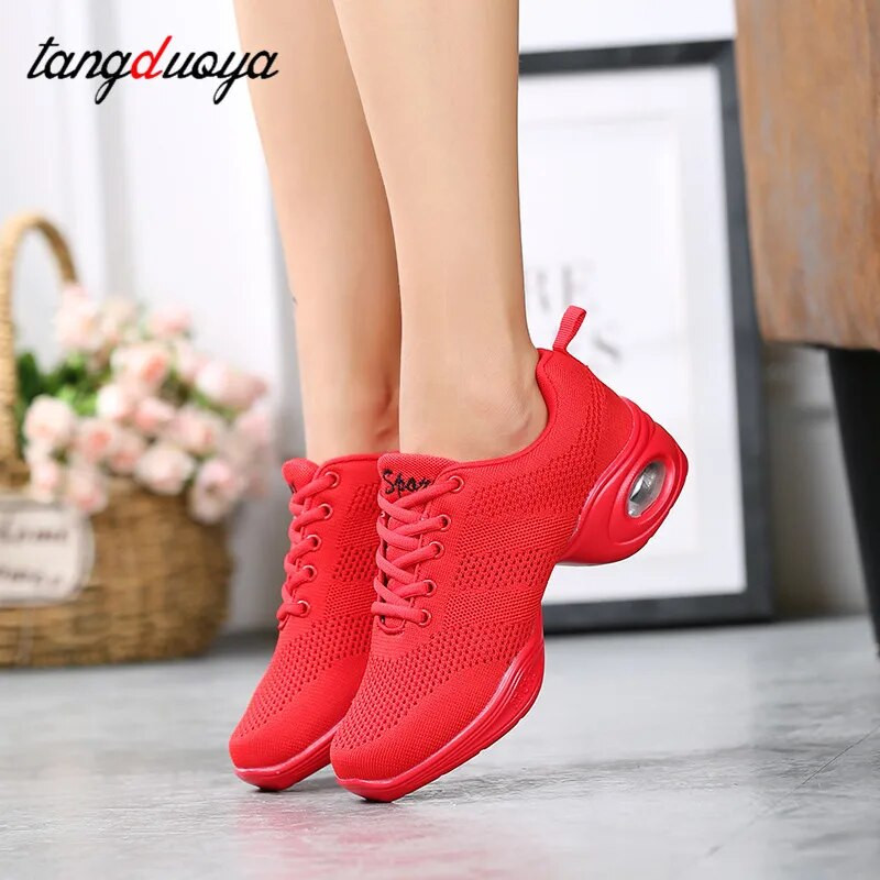 Sporta līdzeklis Mīksta ārējā zole Breath deju kurpes Sieviešu sporta apavi Mūsdienu deju džeza apavi Feminino Zapatos