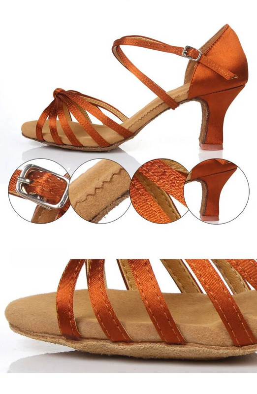 Ballroom Salsa Samba Party Tango Naiste Ladina tantsujalatsid Tossud Professionaalsed tantsukingad naistele Tüdrukutele 5/7cm Pehme A02D