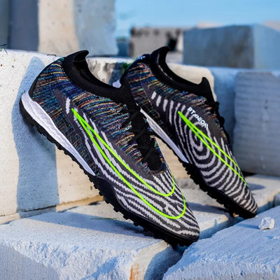 Ülikerged jalgpallijalatsid Meeste Futsali Lendavad riidest jalgpallisaapad Ülikerged libisemiskindlad Jalgpallikingad täiskasvanutele Unisex hingavad TF/FG