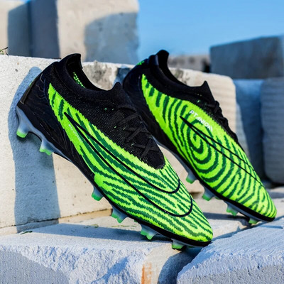 Ülikerged jalgpallijalatsid Meeste Futsali Lendavad riidest jalgpallisaapad Ülikerged libisemiskindlad Jalgpallikingad täiskasvanutele Unisex hingavad TF/FG