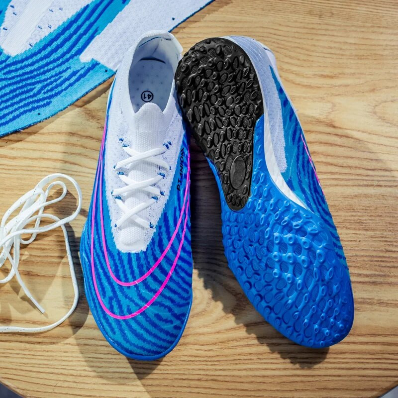 Ülikerged jalgpallijalatsid Meeste Futsali Lendavad riidest jalgpallisaapad Ülikerged libisemiskindlad Jalgpallikingad täiskasvanutele Unisex hingavad TF/FG