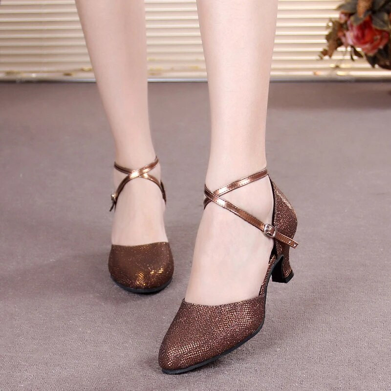 Naiste peotantsukingad Satiin Säravad kivid Pehme põhjaga ladina tantsujalatsid Naiste Salsa tantsujalatsid konts 3,5 cm-5 cm