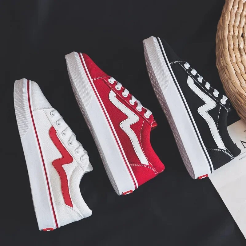 Drobiniai bėgimo sportbačiai moteriški apvalūs pirštai, vienspalviai suvarstomi negiliai moteriški laisvalaikio vaikščiojimo batai Rankų darbo sportiniai treniruokliai