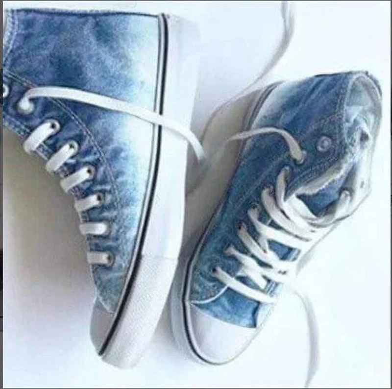 Drobiniai batai moterims, 2022 m. madingi suvarstomi plokšti sportbačiai, vienspalviai kasdieniai moteriški vulkanizuoti didelio dydžio batai