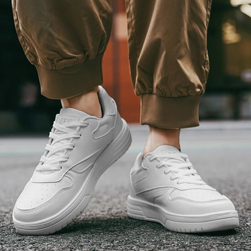 Uus stiil meeste jooksujalatsid Ourdoor Jogging Trekking White Meeste tossud Spordijalatsid 1 Mugav Kerge Pehme Tasuta kohaletoimetamine