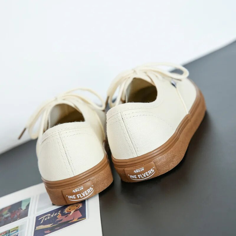 Unisex tossud, lamedad jalatsid vabas õhus, vabaaja meeste saapad, naiste jalutuskingad, paeltega mood 2021, suur suurus 35–44 retrodisainerid