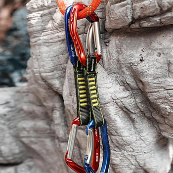 Ιμάντες αναρρίχησης Πολυχώρος ορειβατικής σφεντόνας Ισχυρός στιβαρός βράχος αναρρίχηση με κοντό ιμάντα εξωτερικού χώρου
