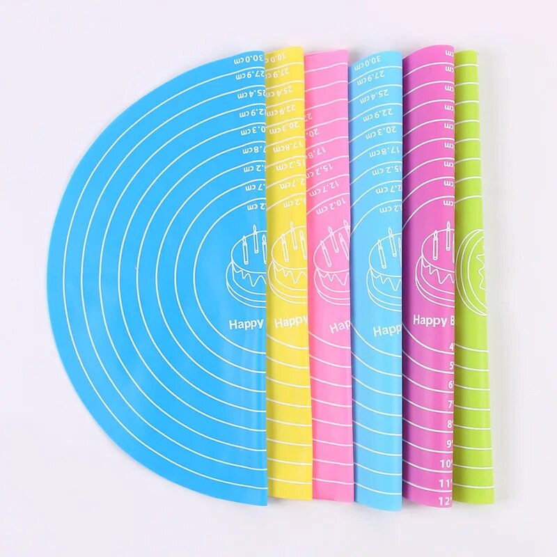 Silikoonist sõtkumisalus Koogi küpsetusmatt Mittekleepuv koogimatt Kõrget temperatuuri taluv küpsetustööriistad Köögividinad