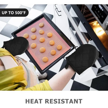 1 чифт къси ръкавици за фурна Силиконови кухненски ръкавици за фурна Висока топлоустойчивост 500 ℉ с неплъзгащи се повърхности за хващане и халка за окачване Черни