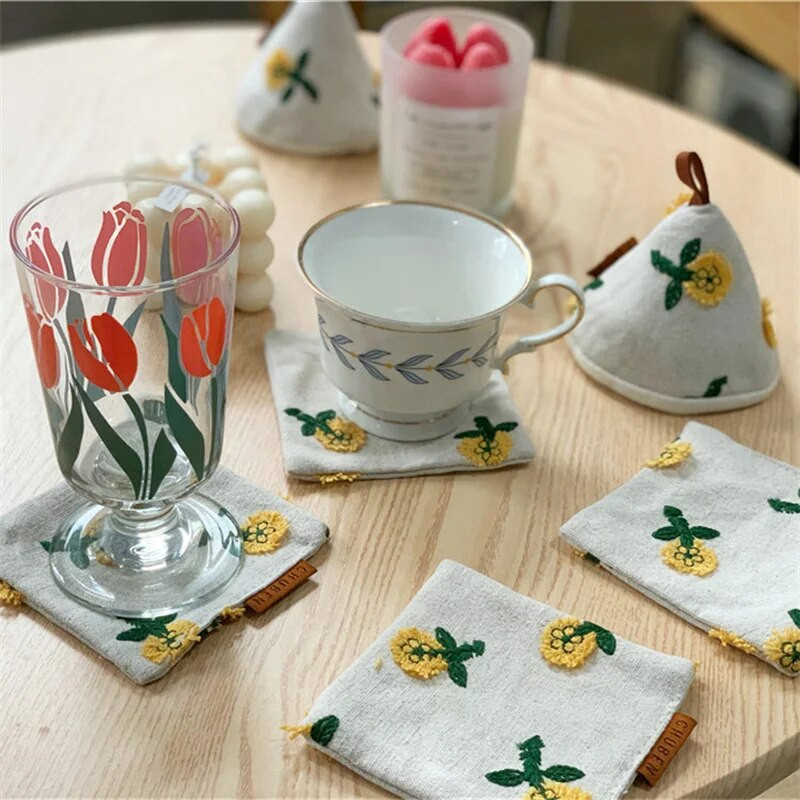 Tepelne odolná proti obareniu, vyšívaná rukoväť hrnca, krytka na rukoväť hrnca s trojuholníkovou izoláciou, mikrovlnná rukavica, japonský kryt hrnca