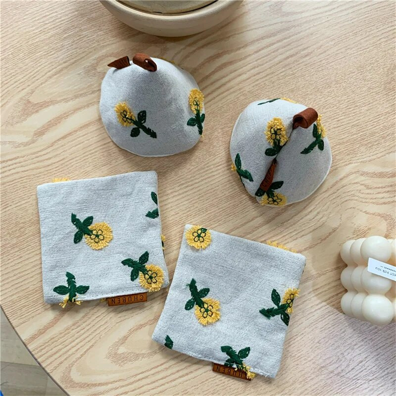 Tepelne odolná proti obareniu, vyšívaná rukoväť hrnca, krytka na rukoväť hrnca s trojuholníkovou izoláciou, mikrovlnná rukavica, japonský kryt hrnca