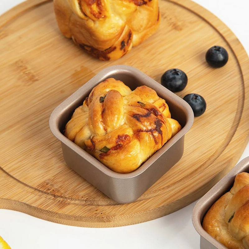 1/2/4tk Ruudukujuline mini-süsinikterasest koogivorm Mittenakkuv leivaröstsai Väike küpsetuspann Multifunktsionaalne vahutops köögitööriistad