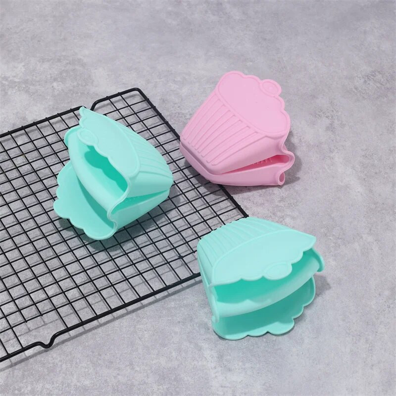 2 tk. Toidukvaliteediga köögi silikoonkindad Põletusvastased libisemisvastased sõrmeklambrid Kodumajapidamises kasutatav mikrolaineahi soojusisolatsiooni korraldaja